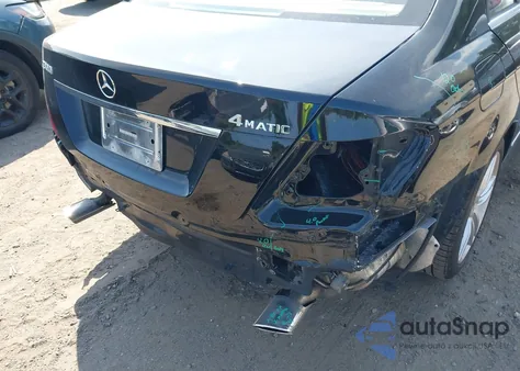 2014 Mercedes-Benz C 300 Luxury 4Matic/Sport 4Matic z USA, uszkodzony, nr VIN WDDGF8AB1EG243395